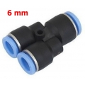 Fitting (ฟิตติ้ง) ข้อต่อลมสามทาง ตัว Y 6 mm นิวเมติกส์ (PY6)